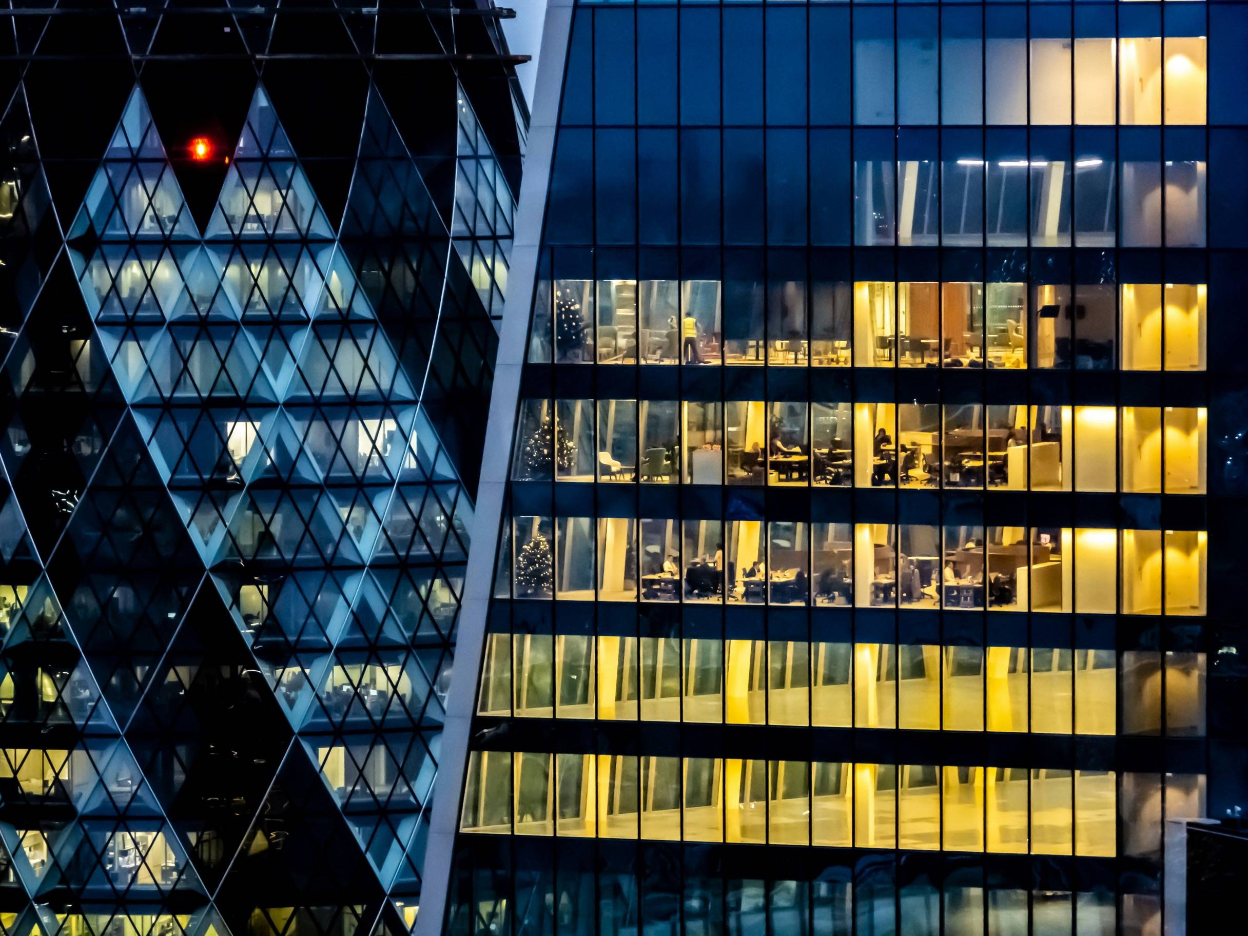 Un bureau moderne et lumineux